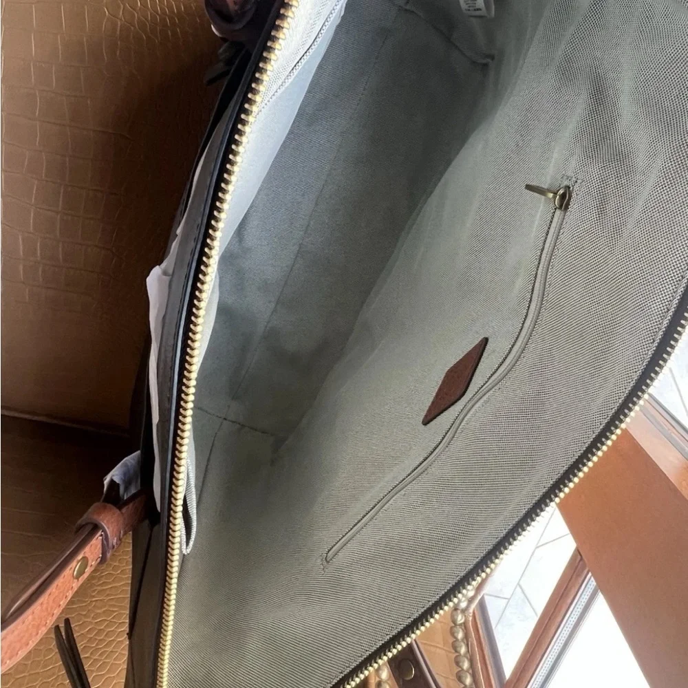 Fossil Women's Rachel Leather Tote Bag Purse Handbag Black/Brown Model ZB7507001 - Picture 3 of 3